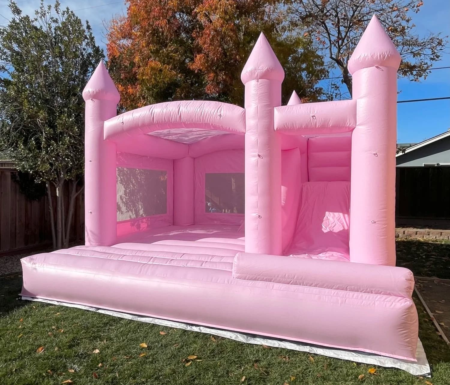 ‘ROSE VILLA’ BOUNCE HOUSE + SLIDE - Photo 4