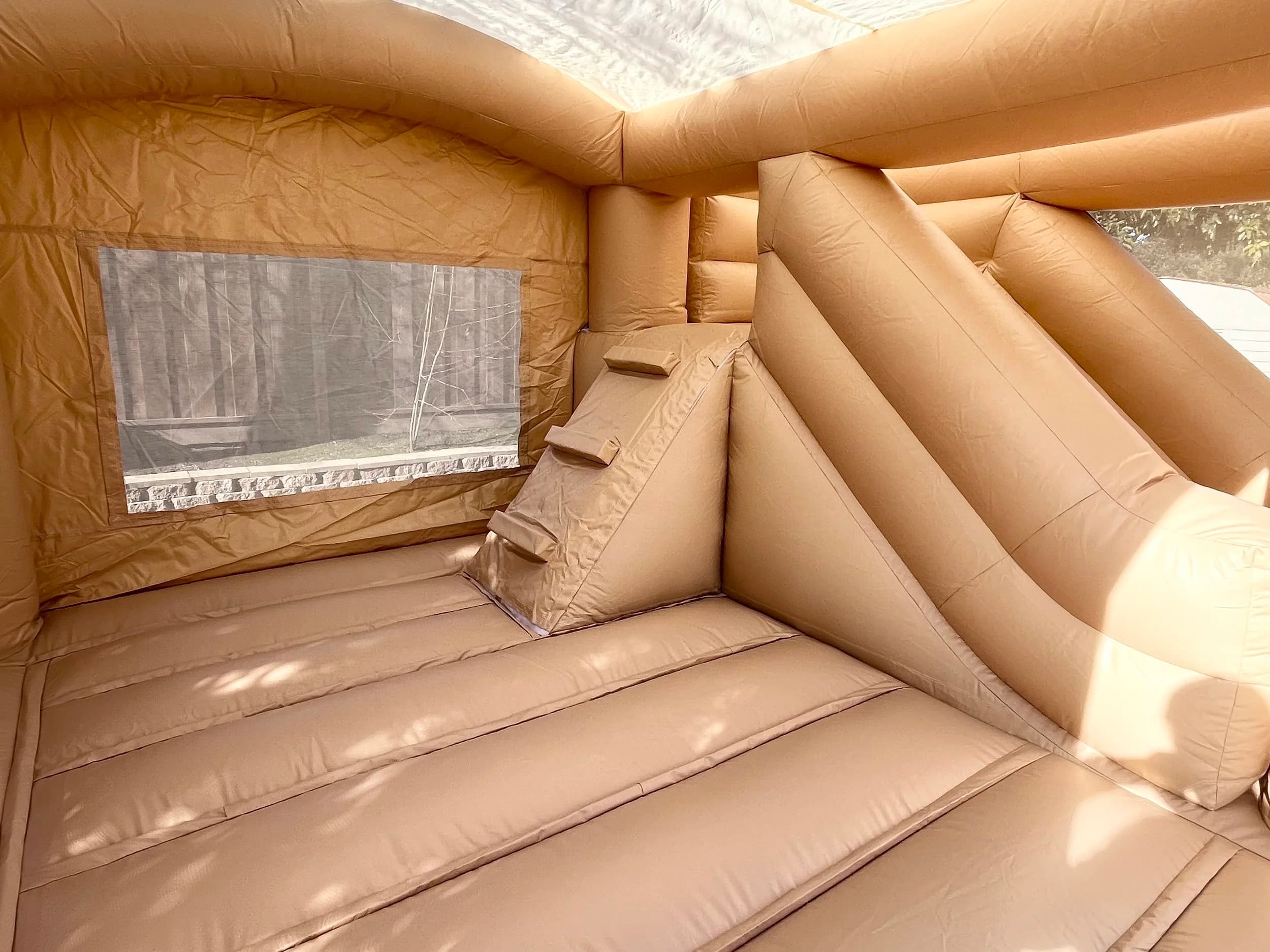 ‘SAND VILLA’ BOUNCE HOUSE + SLIDE - Photo 4