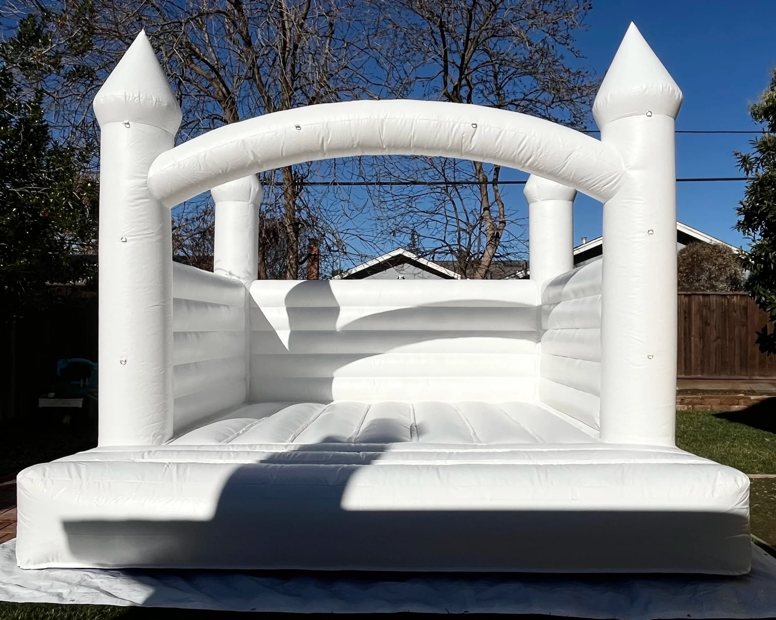 ‘WHITE CASTLE’ - Photo 3